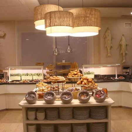 Miramar 4* Superior Hotel